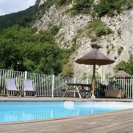 Comfort Grenoble Egreve 2*
