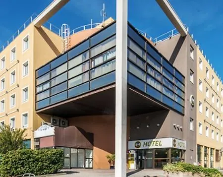 Comfort Grenoble Egreve Hotel